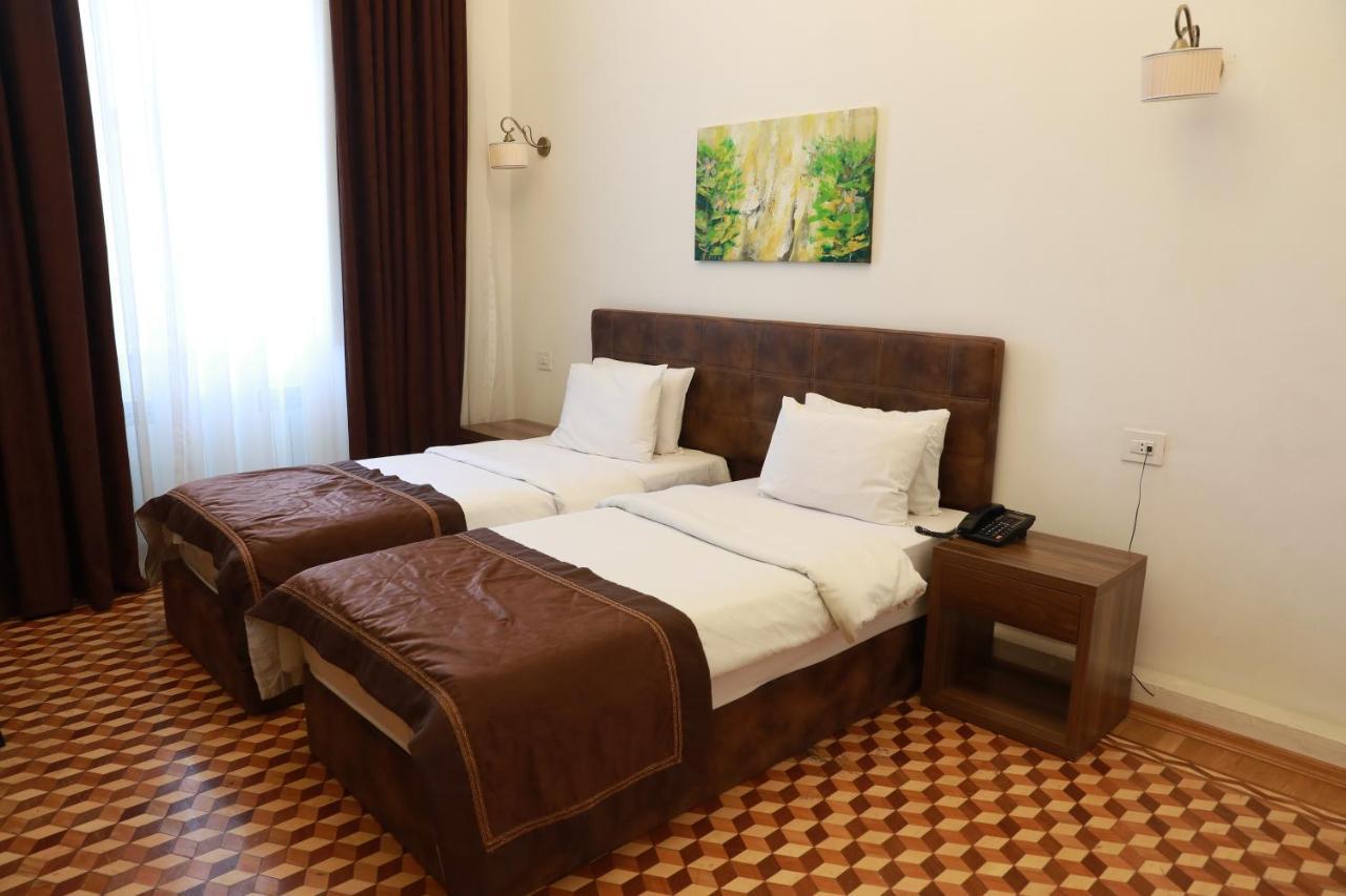 Malakan Hotel Baku Exterior photo